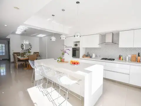 Casa en Venta de 5 dormitorios