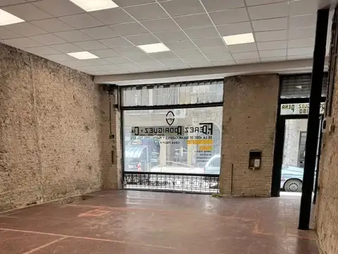 Local en Alquiler 70 años