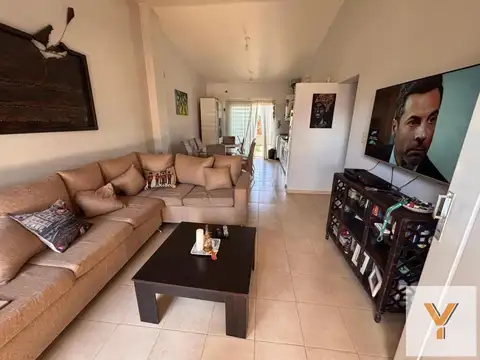 Casa en venta - 2 Dormitorios 1 Baño - Cochera - 185Mts2 - Malargue