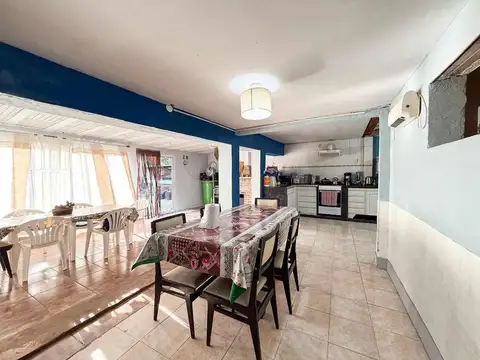 Casa 2 Dormitorios en Venta en Villa Elisa Patio