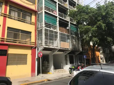 Departamento - Monoambiente dividido al contrafrente con balcon