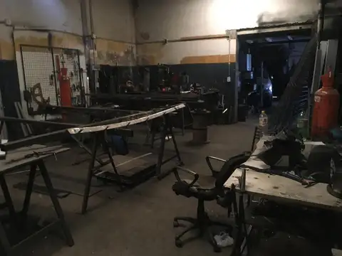 Galpon en Venta en Villa Maipu, USD 180.000