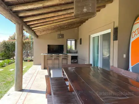 Casa en Alquiler Temporal de 4 dormitorios