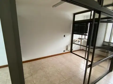 Oficina en Alquiler 38 años