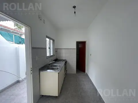 Alquiler PH 1 amb c/patio en Villa Adelina