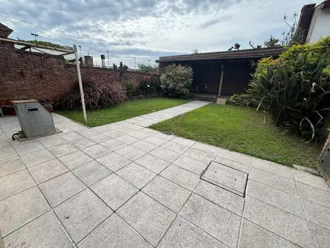 Casa 6 ambientes con 3 baños