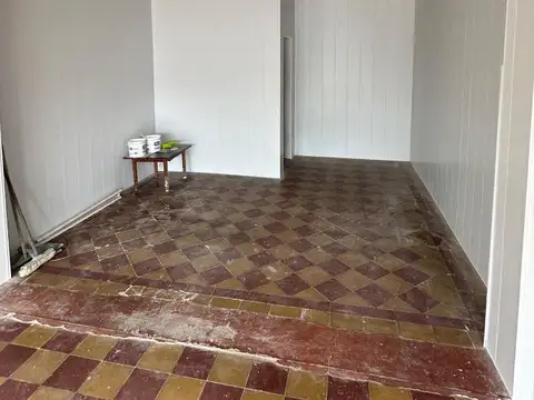 ALQUILER DE LOCAL EN JÁUREGUI CALLE PRINCIPAL