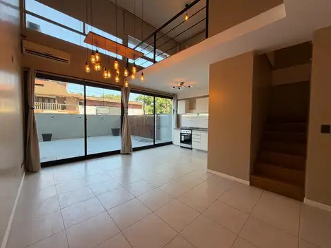 Pilarlofts, Lorenzo López 1000