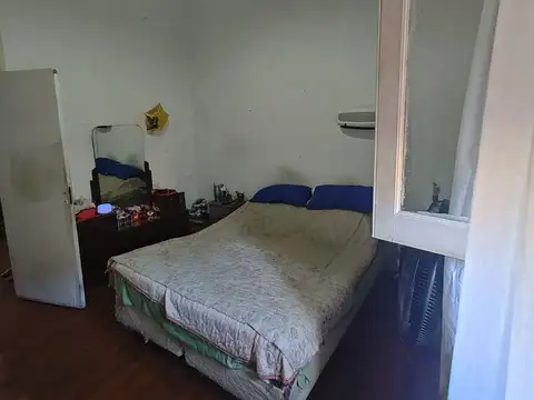 Avenida Almirante Brown 900