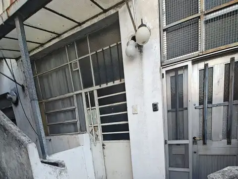 Depto Tipo Casa en Venta 65 años