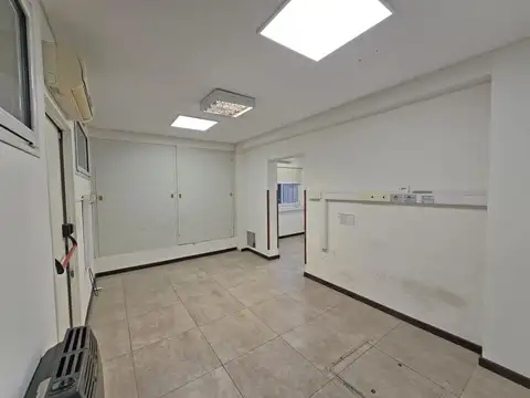Oficina en Venta 20 años