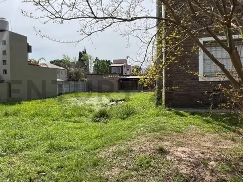 Venta de terreno en Pueblo Esther a metros de calle Oroño. 12x26.50 mts. 323 metros.&nbsp;      ...