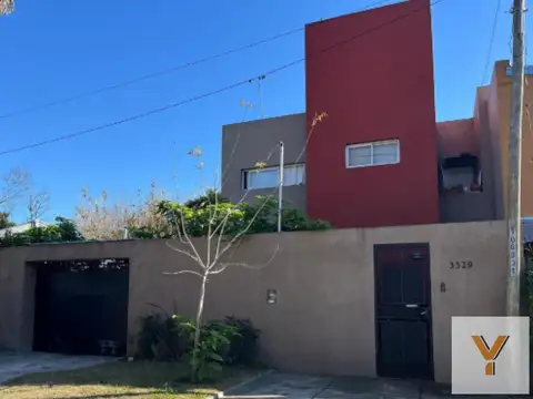 Casa en Venta - 2 Dormitorios 2 Baños - 120mts - City Bell - La Plata