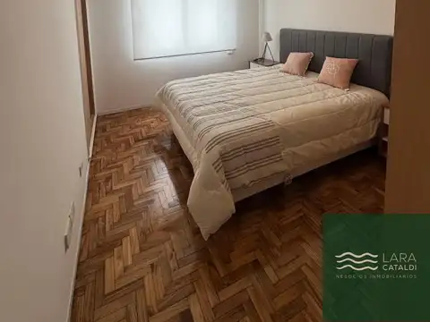 Departamento en Venta en Plaza Colon, USD 135.000