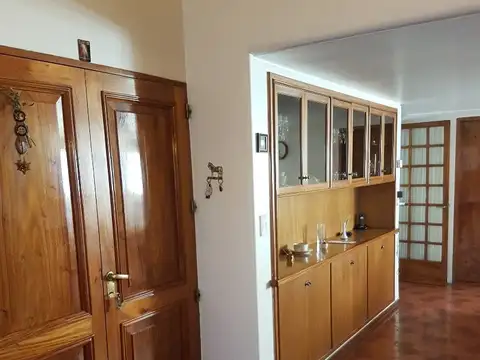 Casa en Alquiler de 4 dormitorios