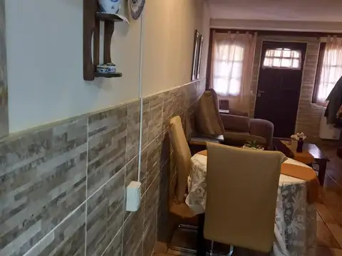 Depto Tipo Casa en Venta en Constitucion, USD 130.000