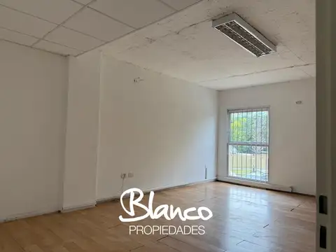 Local en Venta en Pilar, USD 98.000