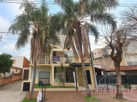 BROWN 131 ENTRE MORENO Y NOAILLES