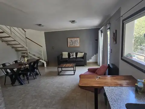 Libertad 4300, Piso 1