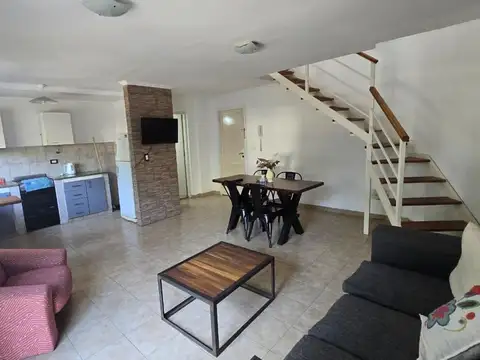Libertad 4300, Piso 1