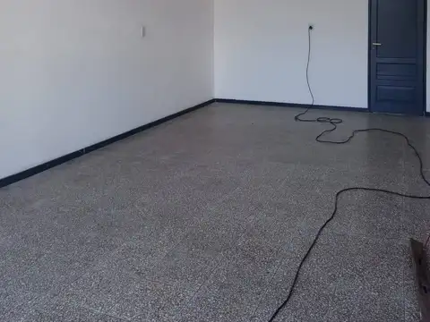 Alquiler | Local comercial | Granadero Baigorria | Barrio Los Robles