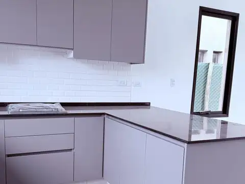 Casa en Venta en Perdriel, USD 185.000