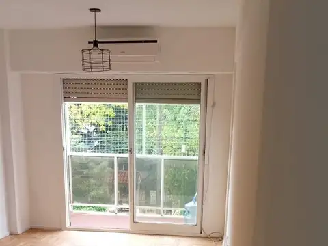 Departamento en Venta en Parque Chacabuco, USD 59.500