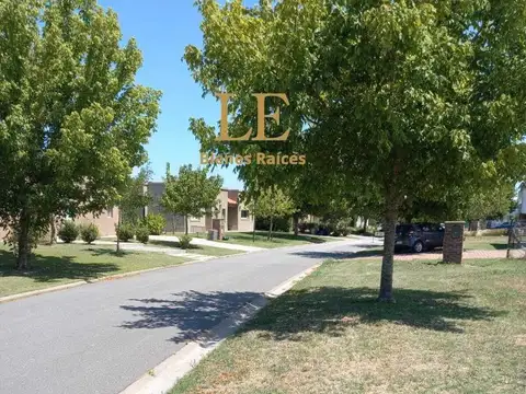 Terreno en Venta en El Cantón - Barrio Golf, USD 114.000