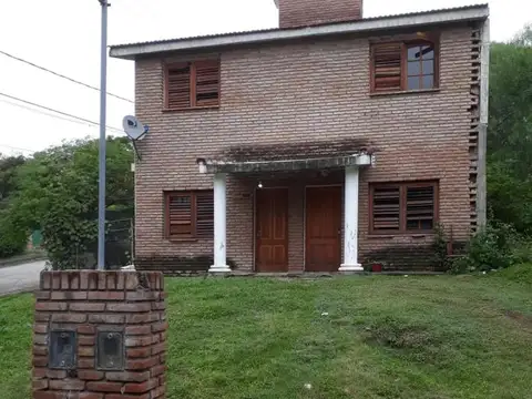 Dúplex en venta - 2 Dormitorios 2 Baños - Río Ceballos