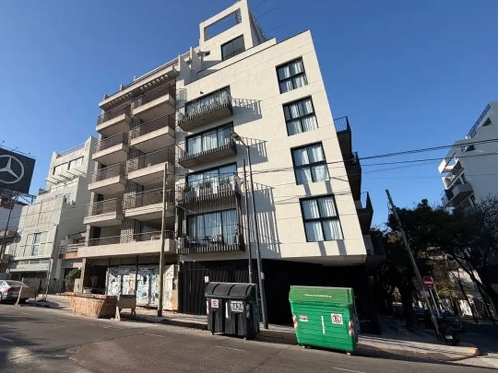 Vedia 2900 , Piso 4
