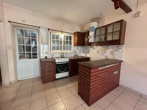 Depto Tipo Casa en Venta en El Palomar, USD 45.000
