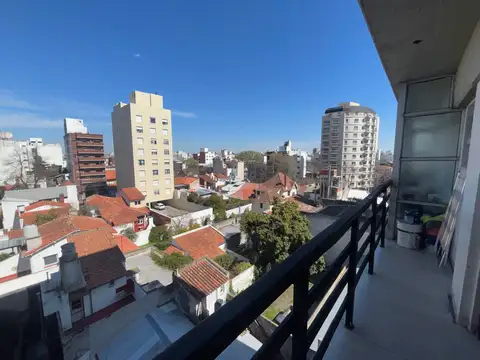 Ventas Departamento 1 ambiente Amplio, Balcón . Zona Plaza Mitre