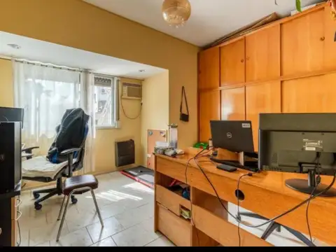 Depto Tipo Casa en Venta con 1 cocheras