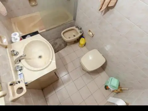 Depto Tipo Casa 6 ambientes con 3 baños