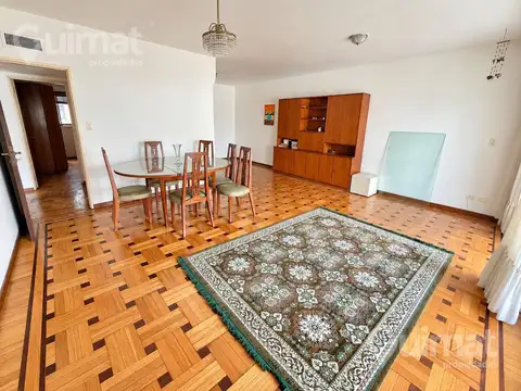 Departamento en Venta de 4 dormitorios