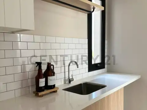 Casa 7 ambientes con 3 baños