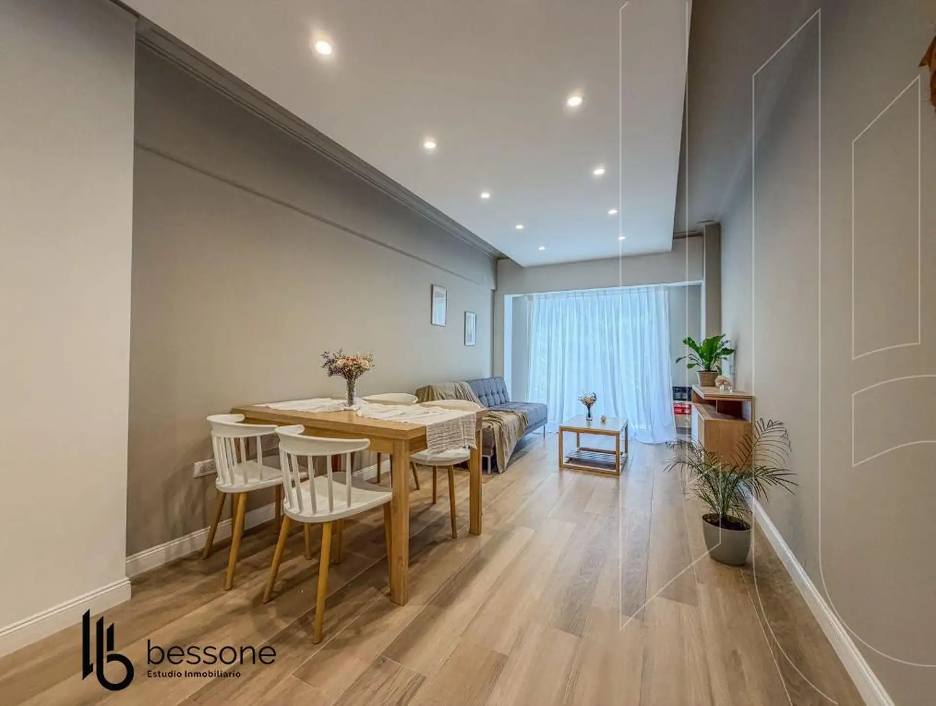 Depto 3 amb, 50m² reciclado con balcón al frente — Plaza Mitre