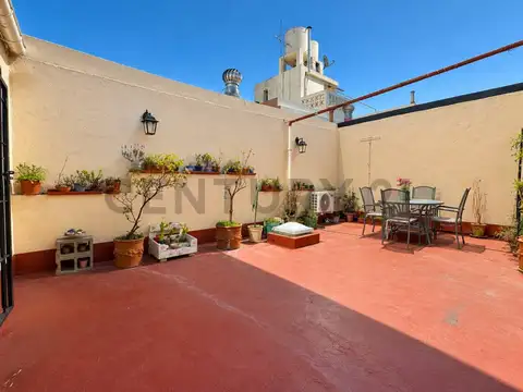 Roque Saenz Peña 4200, Piso 0