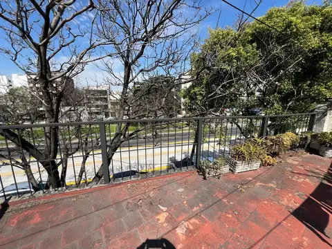 Avenida Juan B. Justo 8100