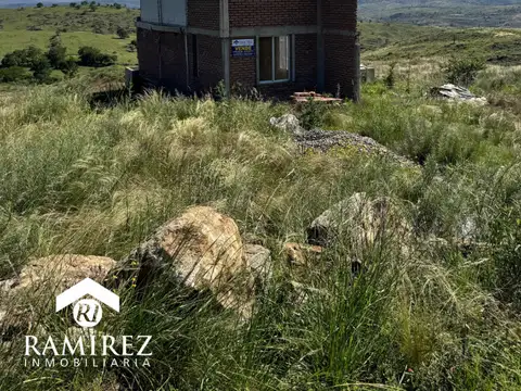 Casa a terminar en Yacanto