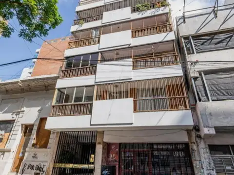 Sarmiento al 300