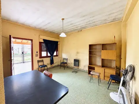 Depto Tipo Casa en Venta 41 años