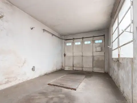 Casa 2 ambientes con 1 baño