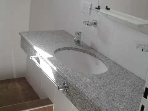 Departamento 3 ambientes con 2 baños