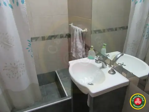 Venta - Casa en 2 plantas en zona muy buscada de Turdera - A estrenar  