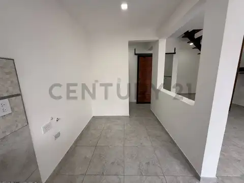 Departamento en Venta en Ezpeleta Este, USD 79.900