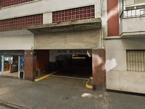 Cochera en venta - 12mts2 - Caballito