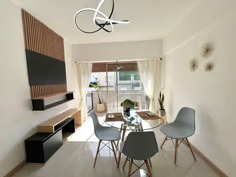 Venta de Departamento 2 Ambientes  a la calle con balcón en Chauvín, Mar del Plata