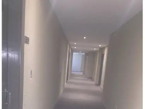 Oficina en Alquiler con 1 cochera