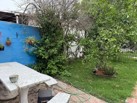 Depto Tipo Casa 6 ambientes con 2 baños